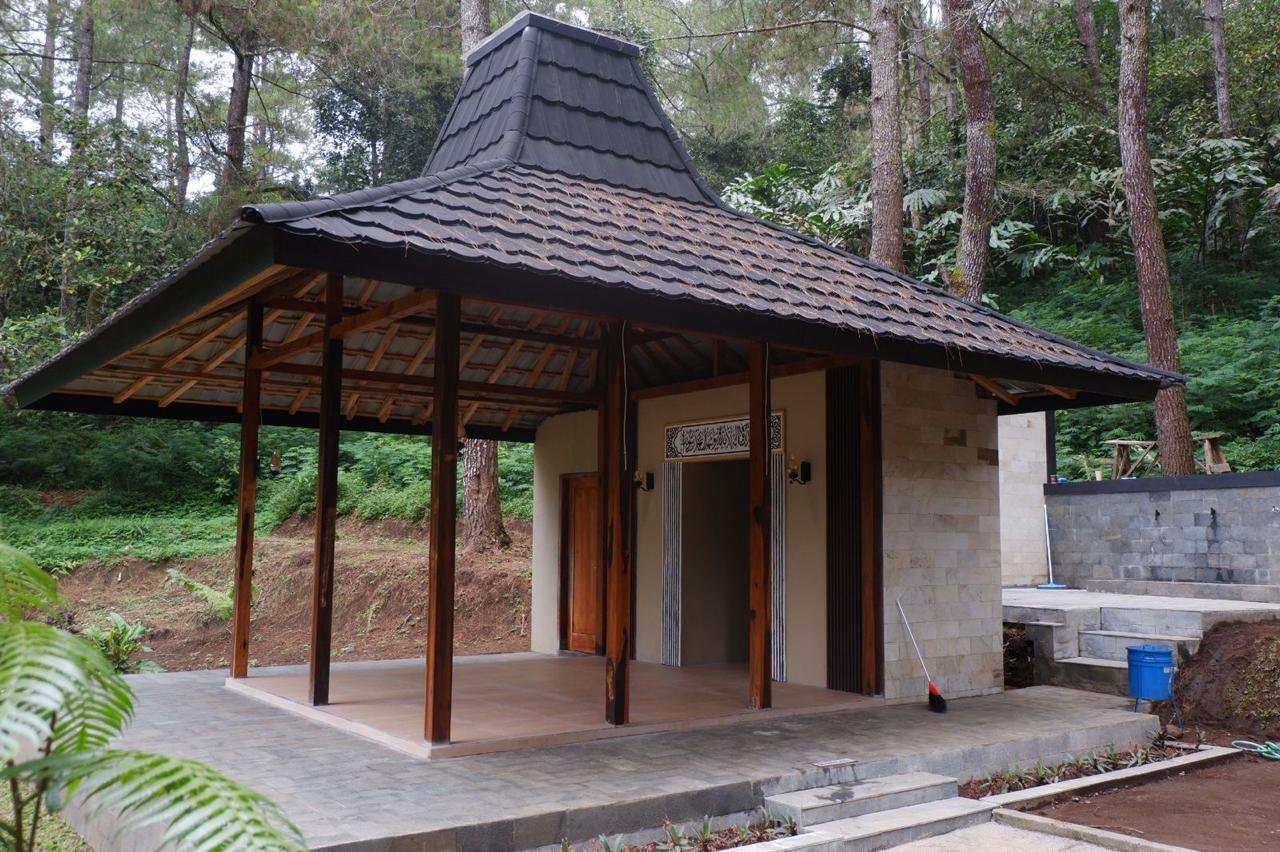 WhatsApp Image 2025-10-08 at 11.39.51 (1)